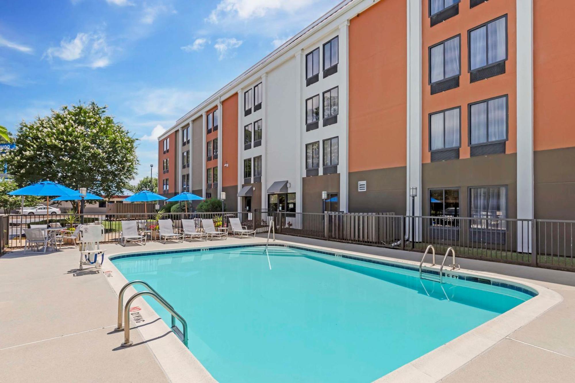 Best Western Plus Wilmington / Wrightsville Beach Exterior foto